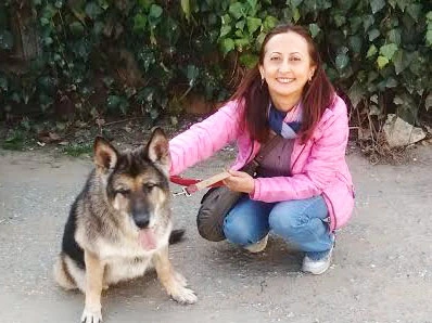 Çiftliğimizin kulakları duymayan ve en yaşlı müdavim dostu Carmen